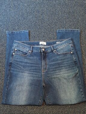 Nicole Miller Straight-Leg Blue Denim Jeans